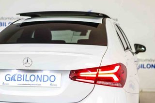Mercedes Clase A Sedán A 250 e **Techo panorámico**