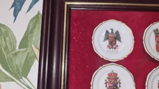 ​Colección 16 Miniaturas Escudos de España.