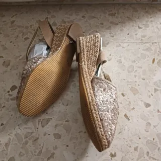 Esparteñas doradas mujer