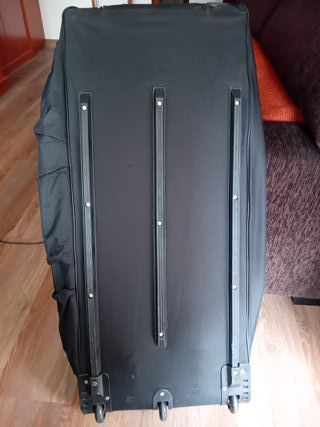 Bolsa de viaje CITIES negra grande