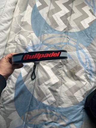 Pala de pádel Bullpadel Flow Light
