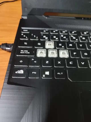 ASUS TUF F15 i7 10th Gen + 1TB SSD + Periféricos