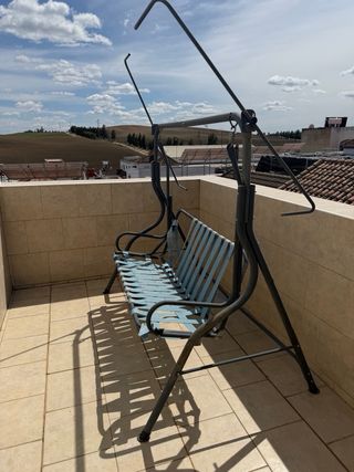 Columpio de jardín exterior (para reparar)