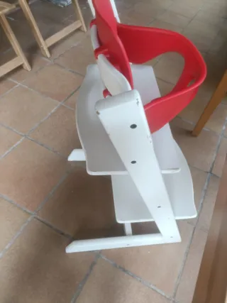 Silla Stokke Tripp Trapp con Baby Set