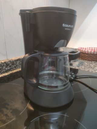 Cafetera Taurus Verona 6 + Filtros