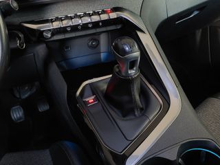 Peugeot 3008 2016