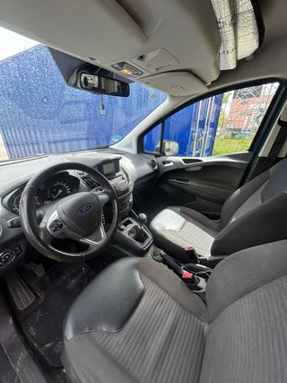 Ford Tourneo Courier 2020