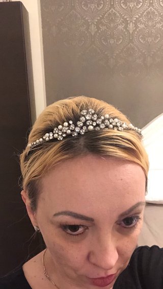 Tiara Novia Plata Flores Perlas Puesta unas horas