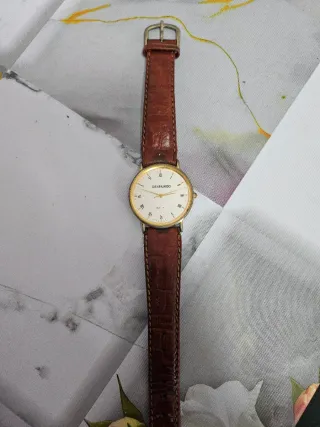 Reloj Juan Fajardo Cuarzo Dorado