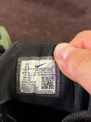 Nike Air Muse Verde y Negro