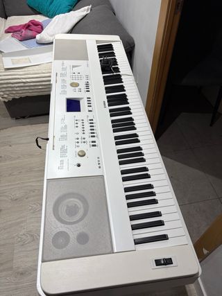 Lo cambio o se vende por otro piano