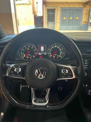 coche nuevo lo vendo por otro grande muy cuidado