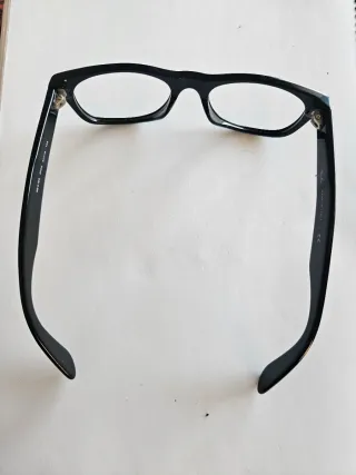 Montura Ray-Ban Negra + Funda, sin cristales