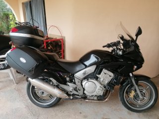 Honda CBF 1000 2006 Negra - 47.000 km