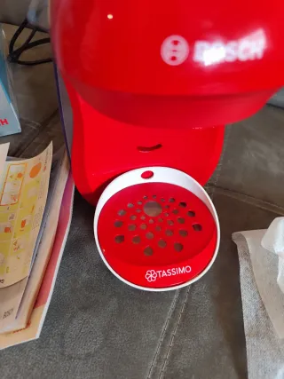 Cafetera Tassimo Bosch Happy Roja