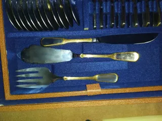 Cubertería Iber Oro para 12 personas