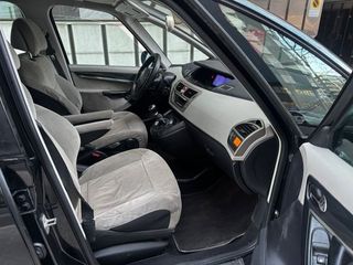 Citroën Grand C4 Picasso 1.6 HDi CMP Exclusive