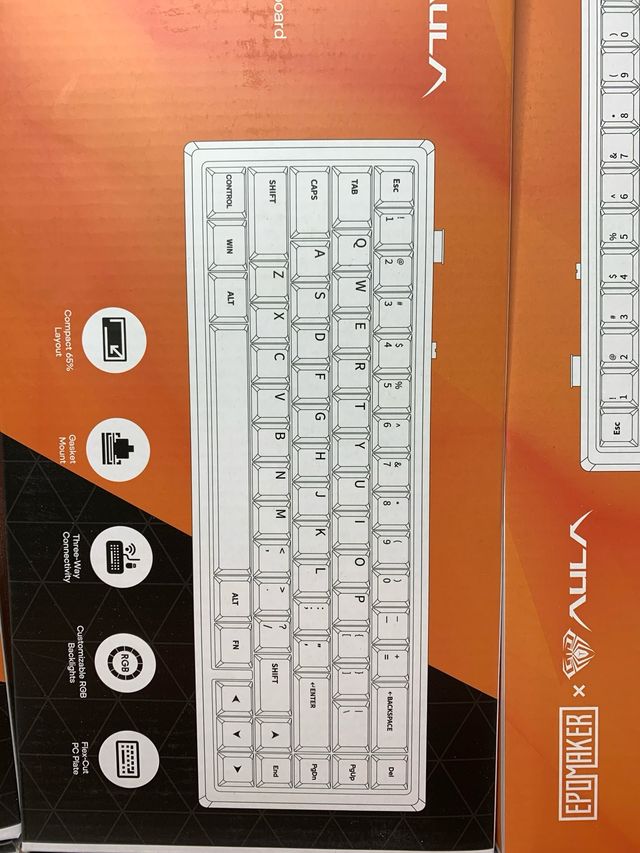 EPOMAKER F65 Teclado Gaming Mecânico Sem Fio