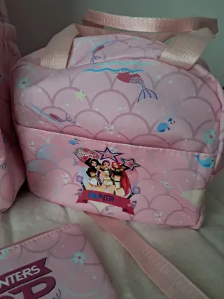 Kit K-pop Demon Hunters: Mochila, Lancheira, Estoj