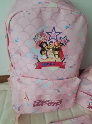 Kit K-pop Demon Hunters: Mochila, Lancheira, Estoj