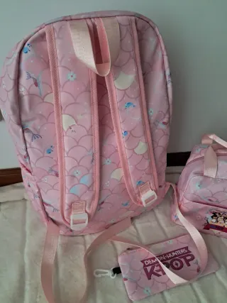 Kit K-pop Demon Hunters: Mochila, Lancheira, Estoj