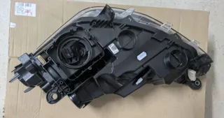 Faro Seat Ibiza/Arona Derecho