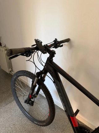 Bicicleta Cube HPA Pro 29
