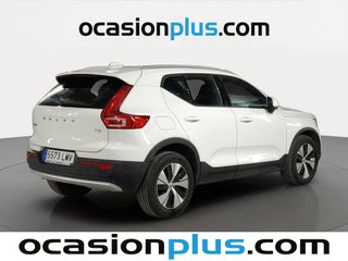 Volvo XC40 T3 Momentum Pro Auto 120 kW (163 CV)