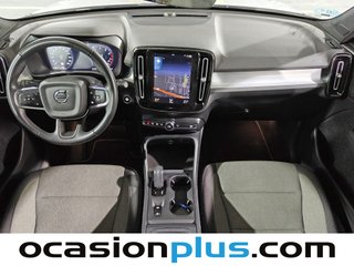 Volvo XC40 T3 Momentum Pro Auto 120 kW (163 CV)