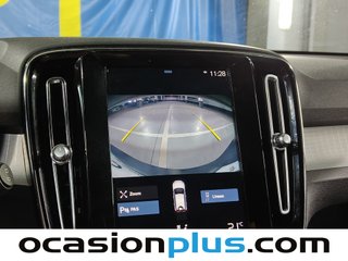 Volvo XC40 T3 Momentum Pro Auto 120 kW (163 CV)