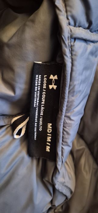 Anorak Under Armour Negro y Gris