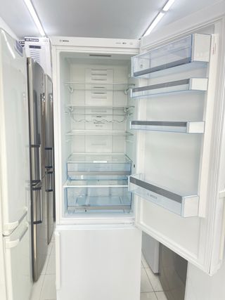 Nevera marca Bosch con garantía transparente