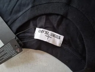 Camiseta Stone Island Negra Logo