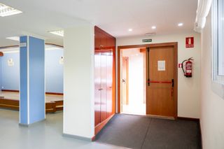 Amplio local comercial esquinero en planta baja
