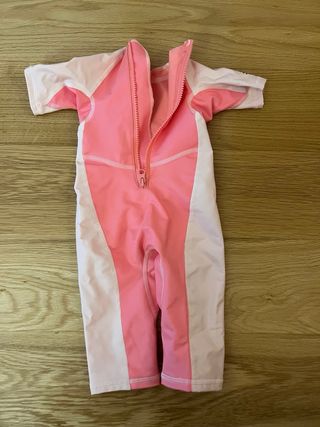 Traje de baño neopreno bebé arcoíris
