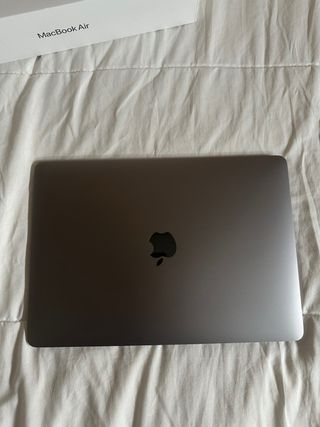 Apple MacBook Air 2020 13" - 8/256 GB