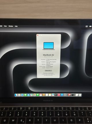 Apple MacBook Air 2020 13" - 8/256 GB