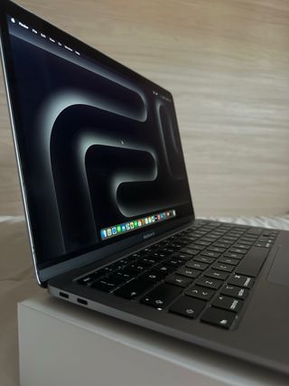 Apple MacBook Air 2020 13" - 8/256 GB