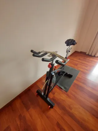 Bicicleta de Spinning Profesional