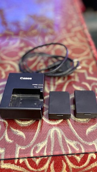 Cámara Canon EOS 1100D Negra