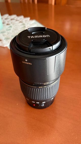 Cámara Canon EOS 1100D Negra