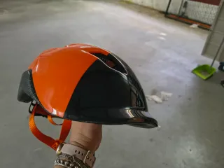 Casco Bici Infantil Naranja y Negro