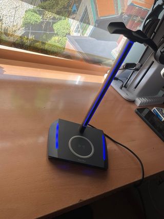 Soporte Auriculares Gamer New Bee Z12 Carga Inalá.