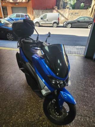 Yamaha XMAX 125cc Azul/Gris 22.000 km