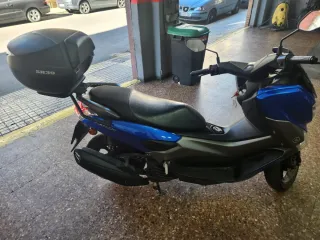 Yamaha XMAX 125cc Azul/Gris 22.000 km