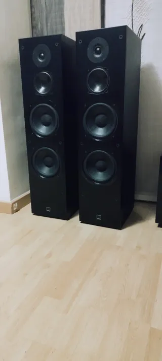 Altavoces Dali Vintage Hi-Fi Negros