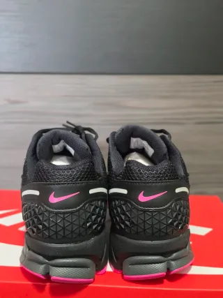 Nike Vomero 5 Zapatillas Running Mujer Negro Rosa