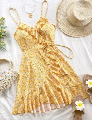 Vestido floral negro con volantes