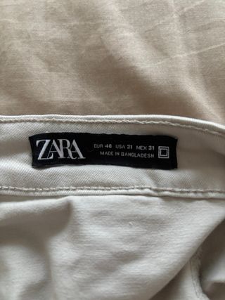 Pantalones cargo Zara beige talla M