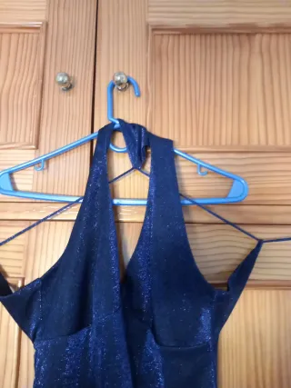 Vestido de fiesta azul brillante